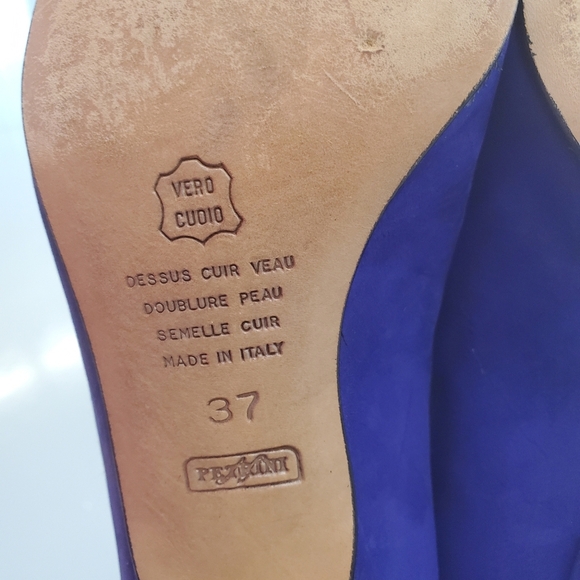 Vintage Charles David Suede Low Heels - Picture 7 of 11